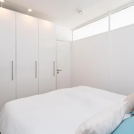 Panoramic Auszeit Mit Meerblick דירה